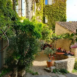 La Maison Pres De La Fontaine Bed & Breakfast
